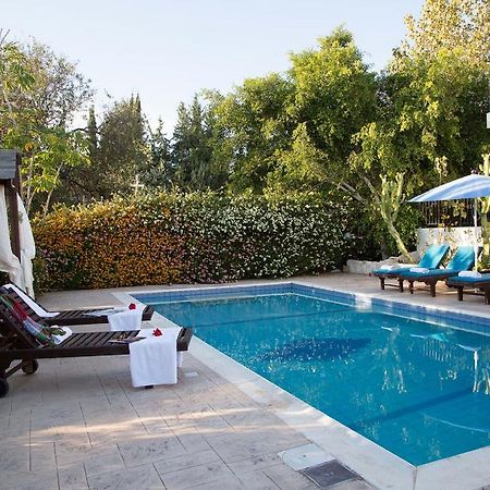 Coral Bay Sunkiss Villa Kültér fotó