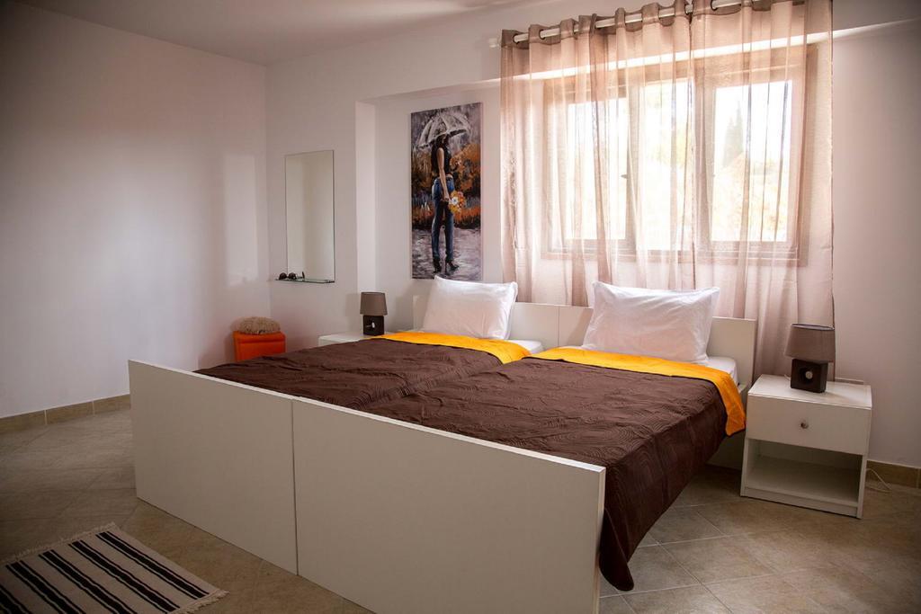 Coral Bay Sunkiss Villa Kültér fotó