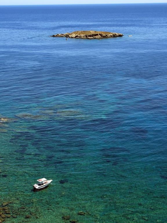 Coral Bay Sunkiss Villa Kültér fotó