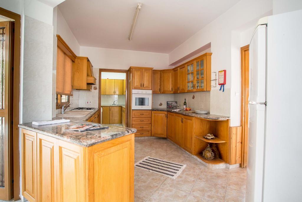 Coral Bay Sunkiss Villa Kültér fotó