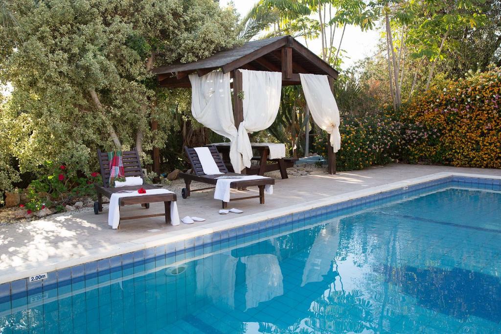 Coral Bay Sunkiss Villa Kültér fotó